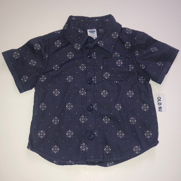 OLD navy baby boy set. Shirt is NWT 3-6 mos 🛍 - Picture 2 of 3
